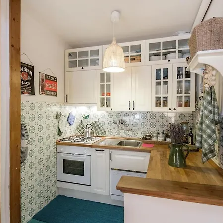 Apartament A Nest In The Heart Of